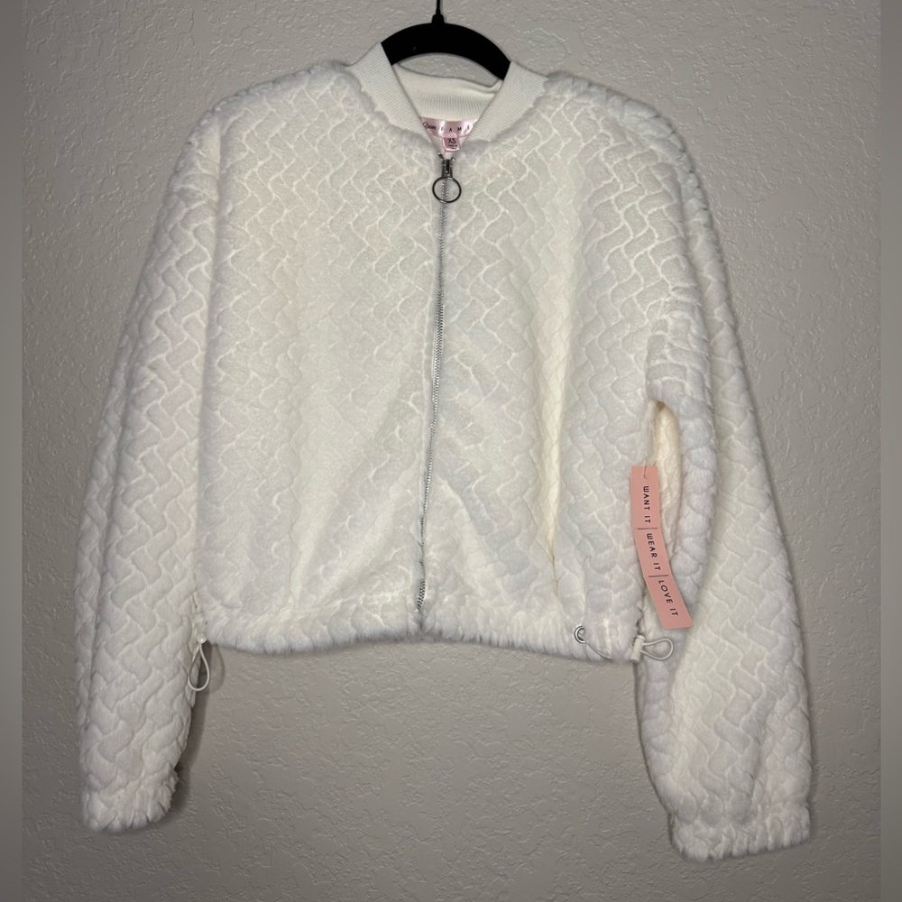 Cozy White Ivory Zip-Up Teddy Jacket